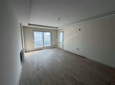 Fume'den Merkez Mahallesinde Satılık 4+1 Daire