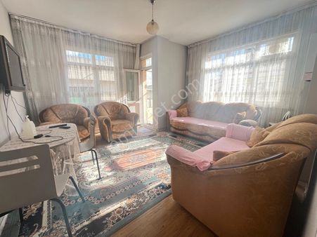 Loft'tan Kemalpaşa Mah Kıralık 2+1 Eşyalı 3.kat Dairee