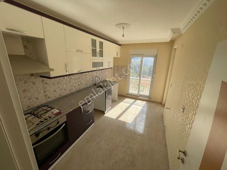 Tramvay Yakını Katta 2+1 Herşeyi Ayrı Geniş Balkonlu Fırsat Daire