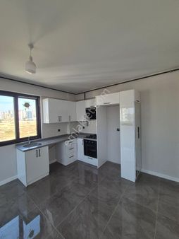 Çarkıpare'de 1+1 Klimalı 3'lü Ankastre Set Ve Şofbenli Kiralık Daire