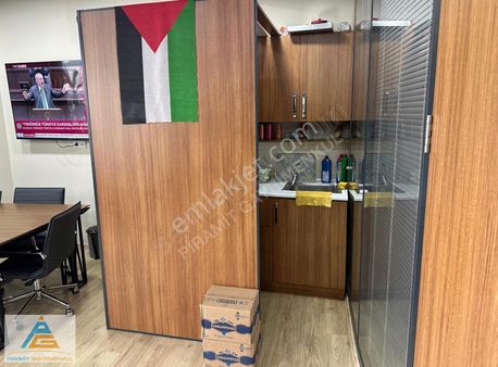 Kuzey Yakası B3 Blok Cadde Ve Cami Cephe 120 M2 Satılık Ofis