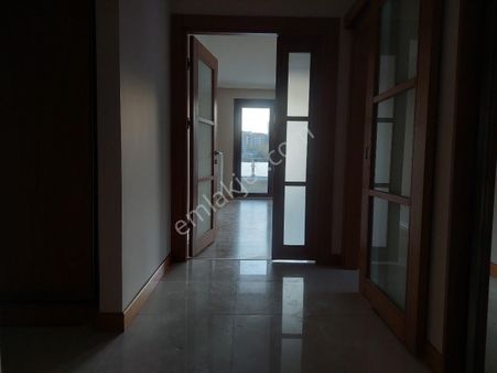 Çankaya Kırkkonaklar Esin Sitesinde 3+1 3 Kombili