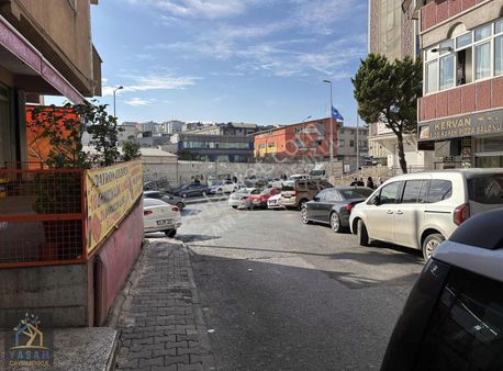 Yaşam Dan Satılık Cadde Üzeri Köşebaşı Dükkan Çift Giriş