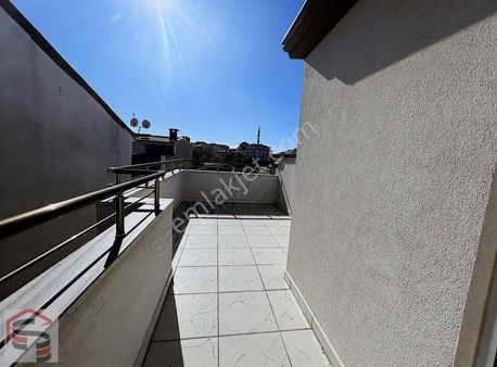 Darıca Sırasöğütler'de Satılık 4 + 1 Dubleks