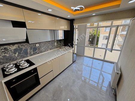 Sincan Fatih'de Metro Yakını Arakat Bağımsız Lüks Yapı 3+1 Daire