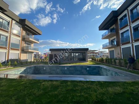 Ayrancılar Fevziçakmak Mahallesi’nde 2 + 1 Bahçe Katı Havuzlu Site İçersinde Satılık Daire