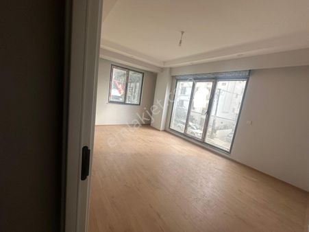 Baki Emlak'tan Çavuşoğlu'nda Sıfır 2+1 Satılık Daire