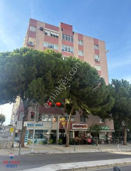 İnönü Caddesinde Güzelyalı Ortaokulu Yakını 3+1 Kiralık Daire