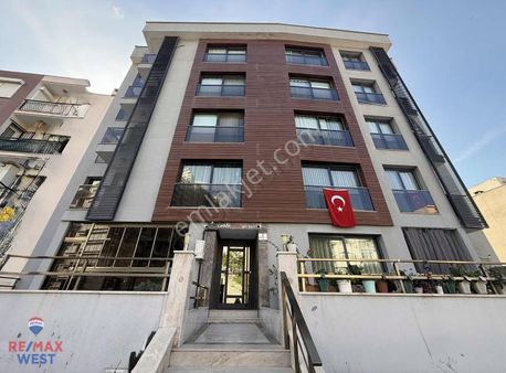 Çiğli Anadolu Caddesi Üzerinde Geniş 2+1 Kiralık Daire