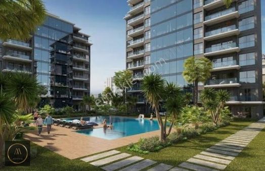 Güzelyurt' Ta Havuzlu Otoparlı Site De Satılık Daire 3+1