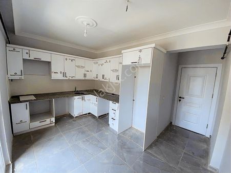 Akdoğanlardan İstasyonda Site İçinde Arakat İskanlı Satılık 3+1