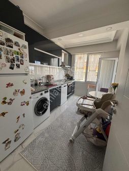 Başakşehir Altınşehir Mah. 2 + 1 Sitede 90 M2 4.kat