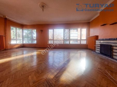 Tunalıhilmi Billur Sokakta 3+1 2.kat Boş Daire