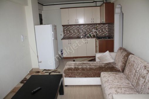 Ender Uysal Gayrimenkulden Üniversiteye Çok Yakın 1+1 Yakıt Ve İnternet Dahil Kiralık Apart .