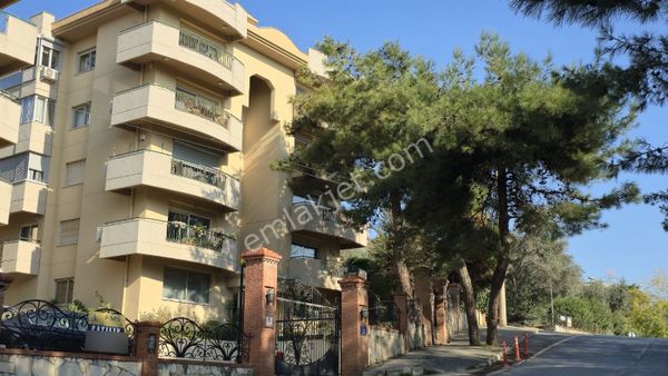 Evka3 Erzene Mh Seçkin Konaklar Sitesinde 3+1 160 M² Daire