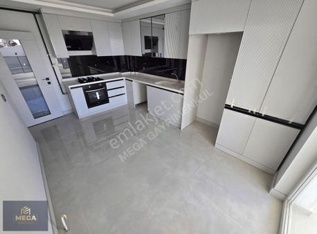 Mega'dan Esertepe Merkezde Manzaralı,kpl.grjlı Sıfır,lüx 3+1' D.