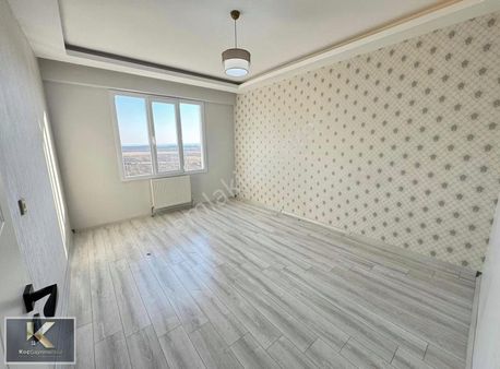 Newroz Park Arkası Satılık 3+1 Fırsat Daire