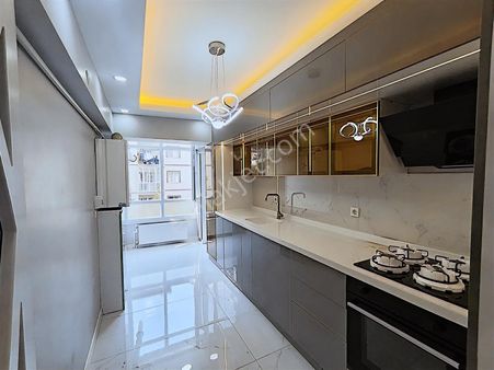 Sevindik'ten Osmanlı Mah. Sitede 1. Arakat Full Yapılı 3+1 Daire