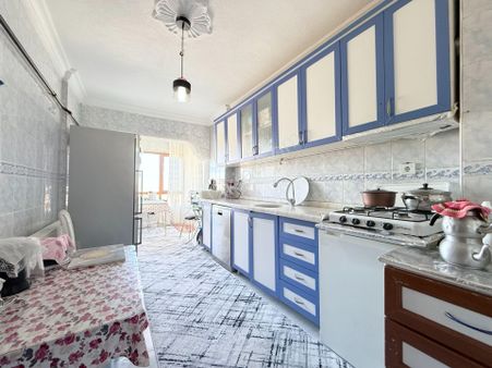 Bakırhan Emlak'tan Hastane Bölgesinde 3+1 Asansörlü Ara Kat Satılık Daire