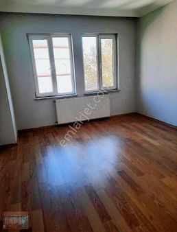 Erikli Mh Kiralık 3+1 Daire Metroya Yakın