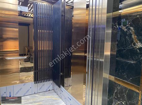 Altıntaş İskanl Lüks Site 1+1 Teraslı Sauna Fıtnes Açk,kpl Otprk