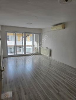 Menemen İsmet İnönü De 3+1 130 M² Kiralık Daire