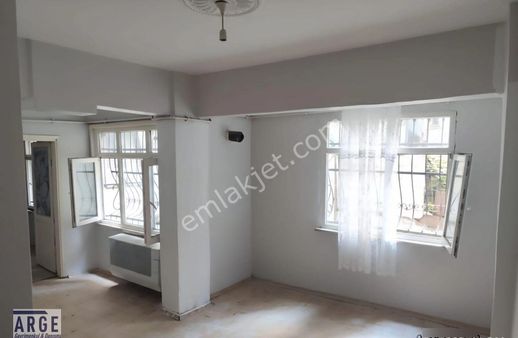 Küçükköy Hastane Ve Okullar Bölgesinde 2+1 Kiralık Daire