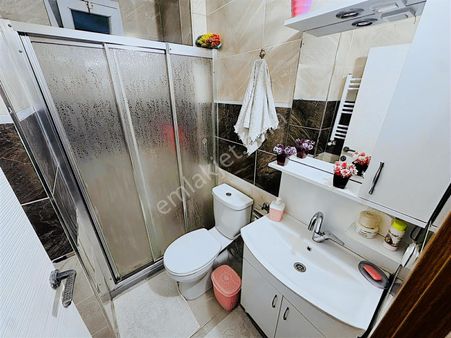 M.akif'te Krediye Uygun İskanlı Yeni Daire 125m'2 3+1 Kat/1