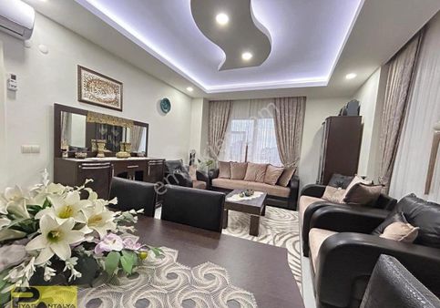 Mazı Çankaya’da 3+1 Kapalı Otoparklı Havuzlu Doğalgazlı Site İçi Satılık Daire