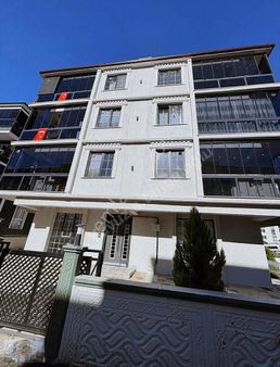 Havuzlar Parkının Dibinde 3+1 İskanlı Sıfır Ara Kat