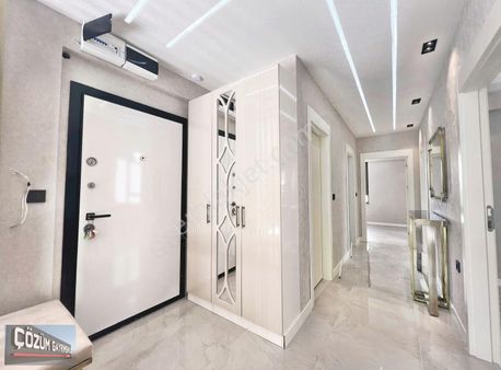 Çözüm'den Keçiören'de Caddeye Yakın Sıfır 3+1 Full Yapılı Daire.