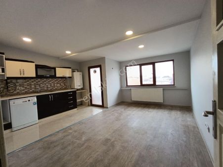 Umt Yapı'dan Yenidoğan Tam Merkezde Site İçi 2+1 Açık Mutfak...