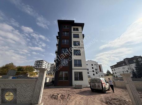 Erkilette Teslim Aşamasında Bireysel Kombili 3+1 Lüks Daire