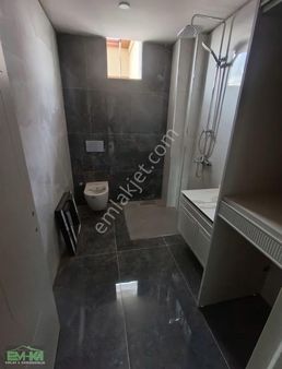 Çakmakta En Sakin Sokakta 2+1