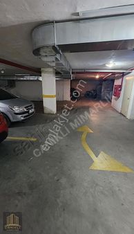 Eyüp Esentepe Mah 110 M² 2+1 5. Kat Otoparklı Ve Manzaralı Daire