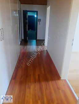 Pendik Ahmet Yesevi'de Çatı Piyes 100 M2 Daire