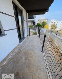 Atakum Samsun Caddesinde Geniş Boş Kiralık 1+1 Daire