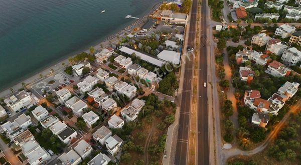 Altınoluk Boğaziçi Sitesinde Eşyalı Denize Sıfır Satılık Daire