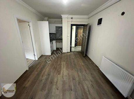 Yeni İlan // Yıldız Mahallesinde Geniş 1+1 Daire 15 Bin Tl