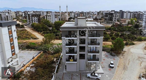 Faruk Arısan'dan Süper Konumda Oturuma Hazır Geniş Ve Lüx 1+1