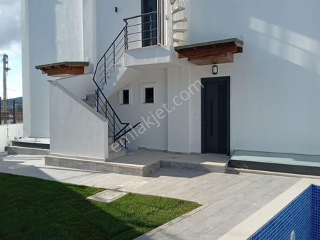 Fırsat Bodrum Özel Bahçeli Butik Binada 2+1 Kiralık Daire