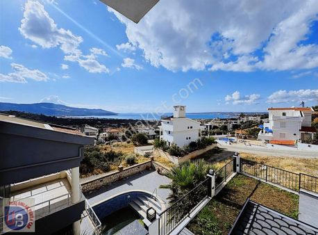 Didim Akbük'te Emsallerinden Uygun Deniz Manzaralı 4+1 Villa