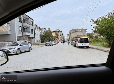 Karasu Merkezde Satılık Dükkan