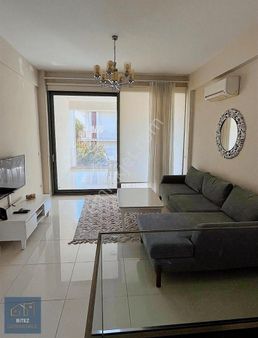 Asarlık'da Denize Sıfır Sıte İçerisinde Eşyalı Kiralık 2+1