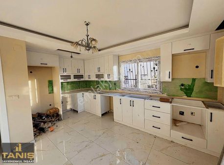 Yüreğir Yenidoğan Mah En Büyük 2+1 İçi Full Yaplı Geniş Dairesi