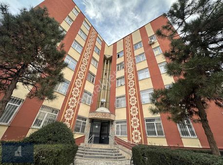 Kadir Dikici'den Işıklar Mahallesinde Bakımlı 3+1 Satılık Daire