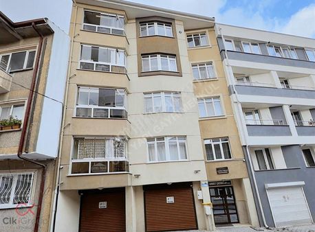 Clk'dan Yenidoğanda Arakat Asansörlü Ebeveyn Banyolu 3+1 Daire