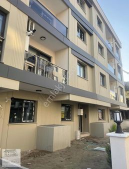 Çiçek Emlaktan Muradiye De 1+1 Kiralık Daire