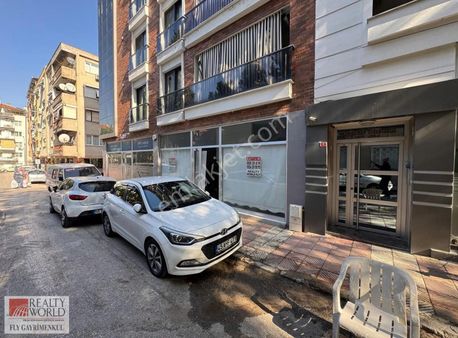 Rw-fly'dan Karaköy İzmir Caddesi' Ne Çok Yakın Satılık Dükkan
