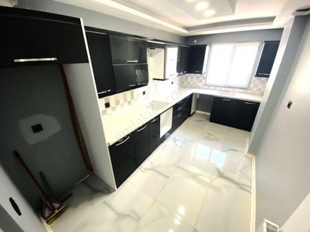 𝄞melodi'den Akçay'da Deniz Ve Dağ Manzaralı Çift Mutfaklı Asansörlü Deluxe Tasarım 4+1 Dublex